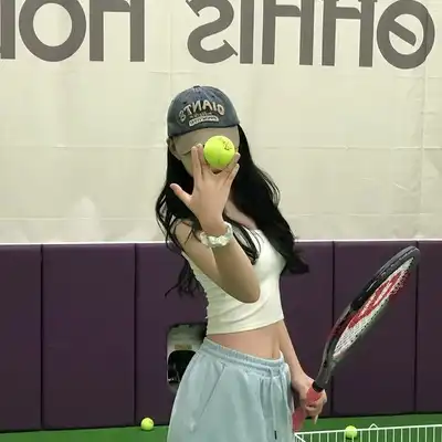 侯磊坤